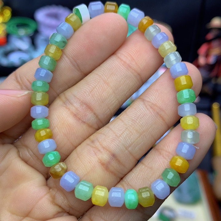 翡翠手链未镶嵌翡翠 5.6 