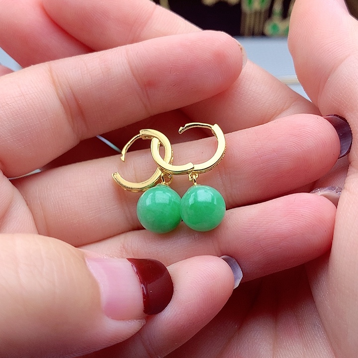 翡翠颈饰银S925镶嵌翡翠