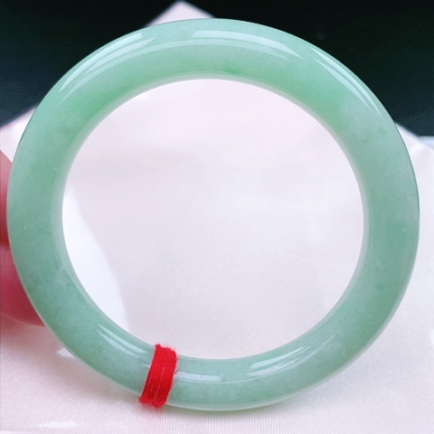 翡翠手镯（圆镯）未镶嵌13号