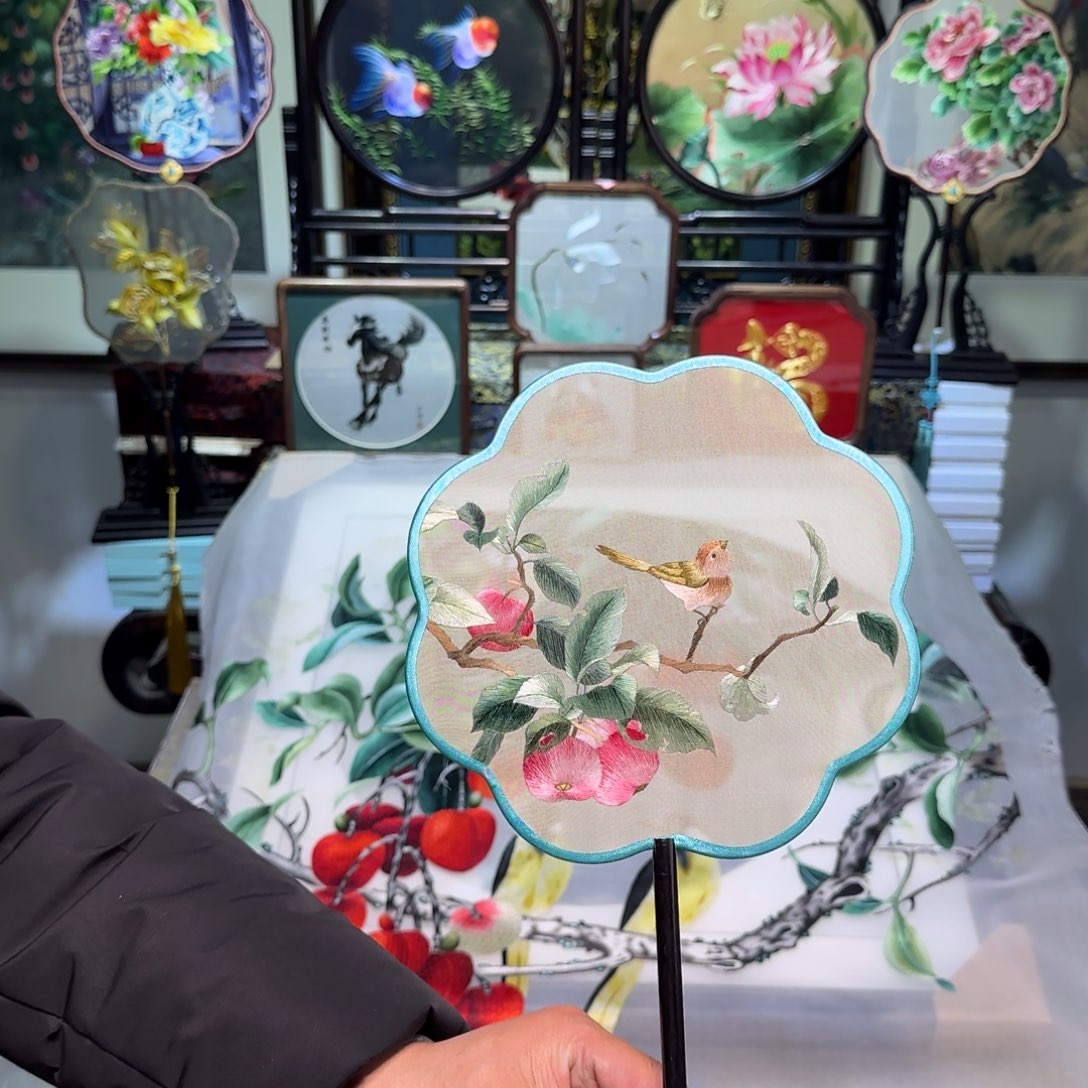 刺绣刺绣工艺精湛