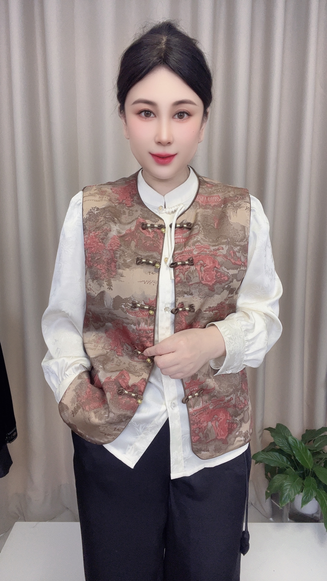 8559春夏新款复古盘扣时尚潮流唐装中老年大码气质新中式马甲