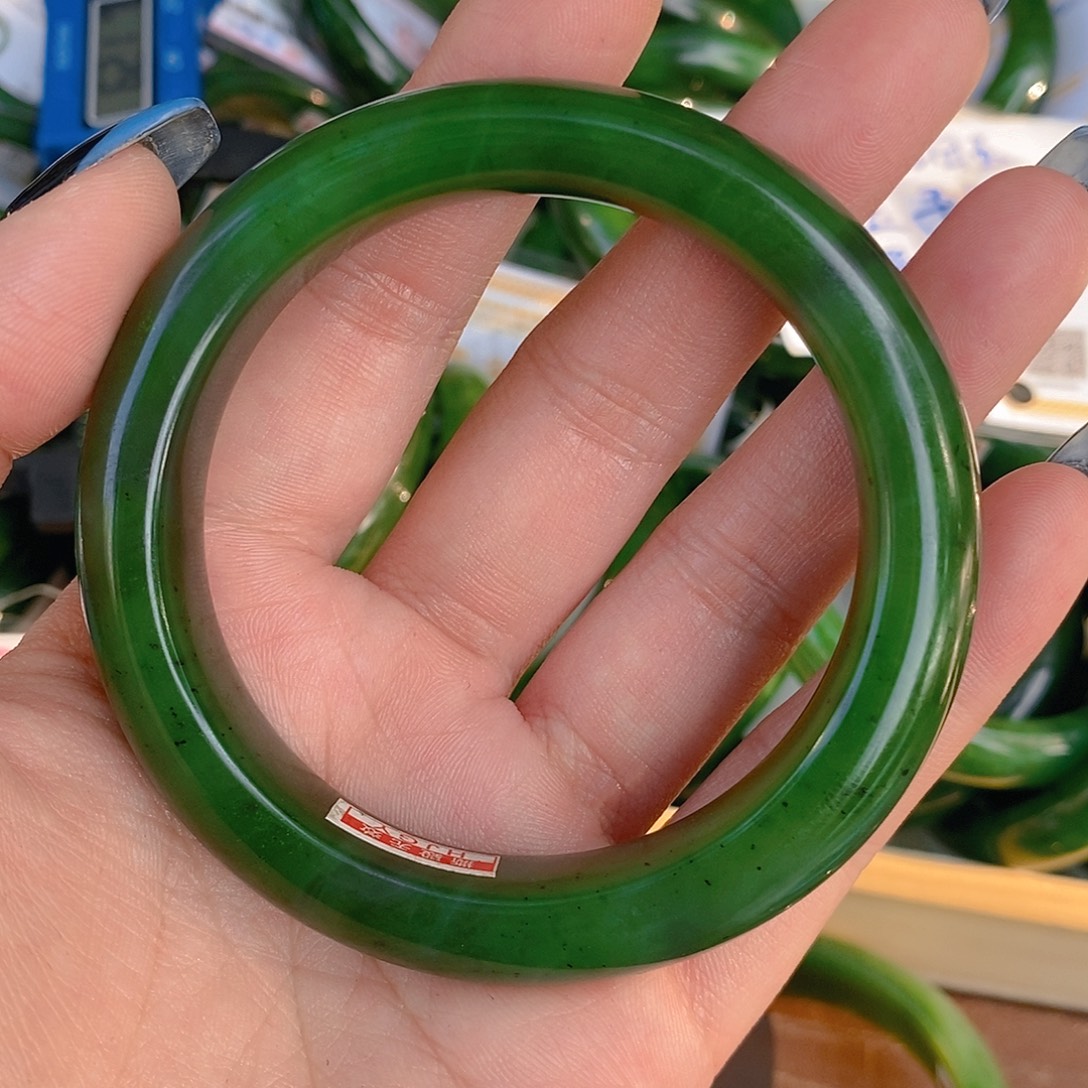 天***@和田玉（碧玉）未镶嵌手链