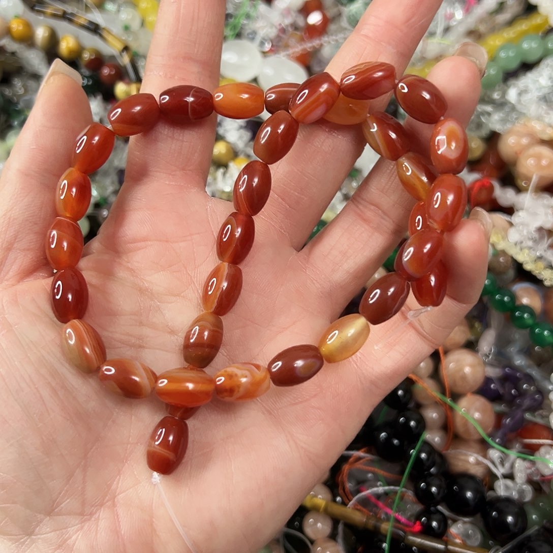 玛瑙/玉髓未镶嵌珠宝半成品，卡8x11玛瑙枣珠一条