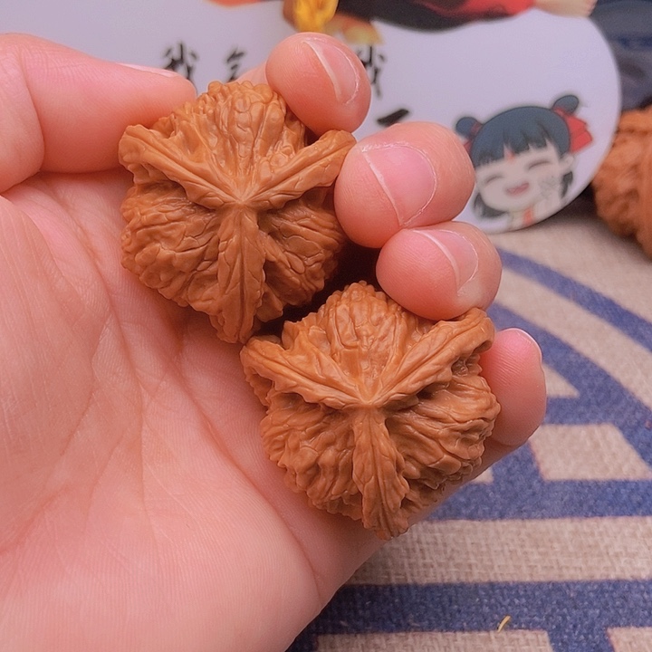 吊坠文玩核桃小*强三棱