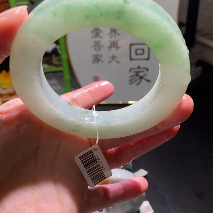 定制翡翠未镶嵌手镯定制