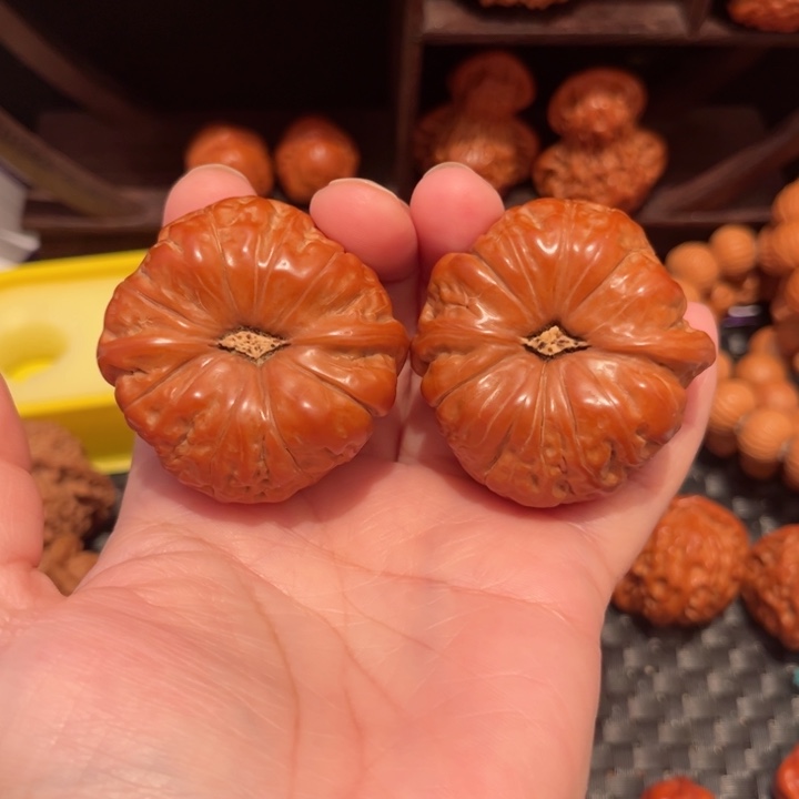 文玩核桃把件南瓜墩