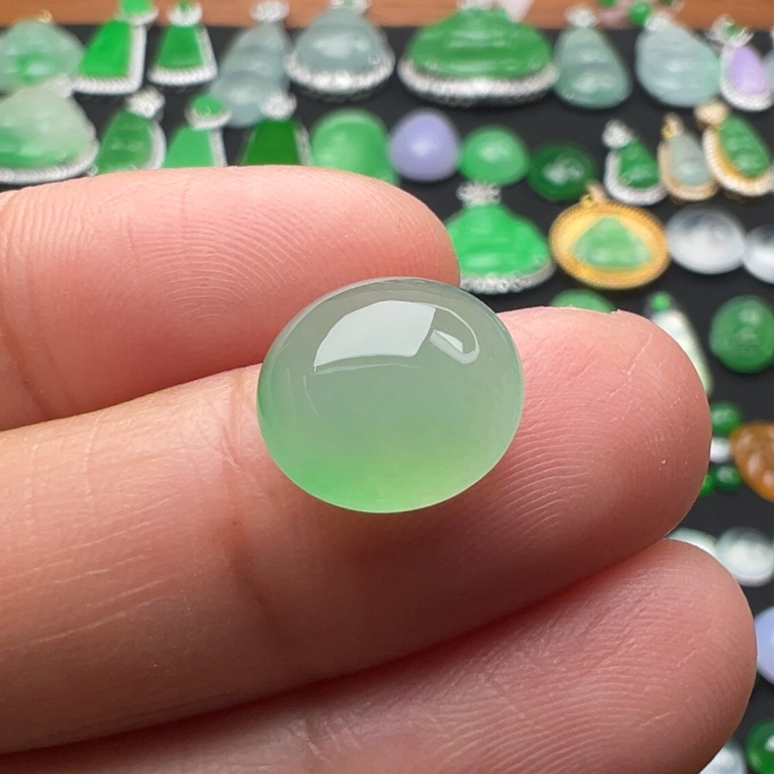 翡翠颈饰未镶嵌蛋11.2