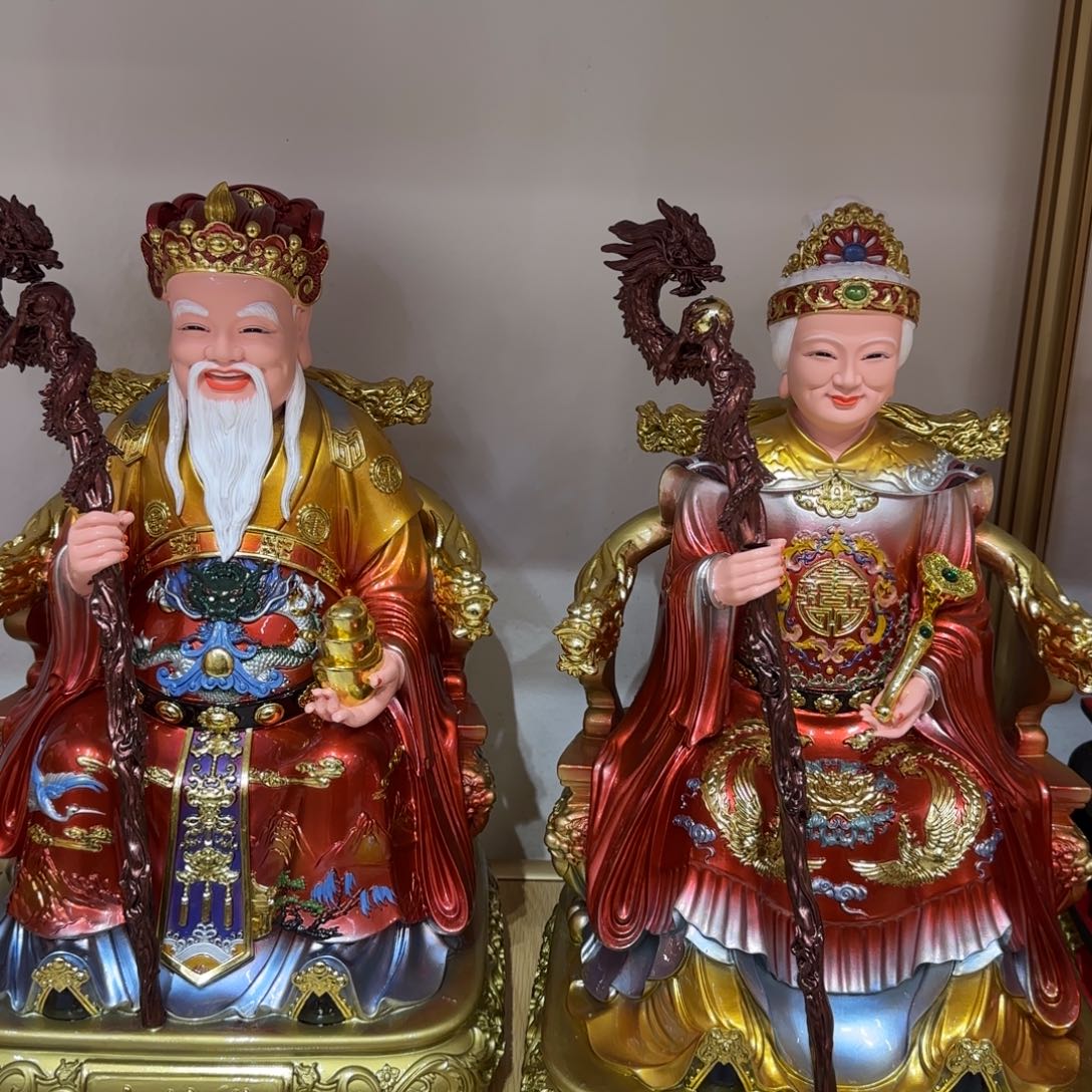 树脂制品12寸土地公婆一对