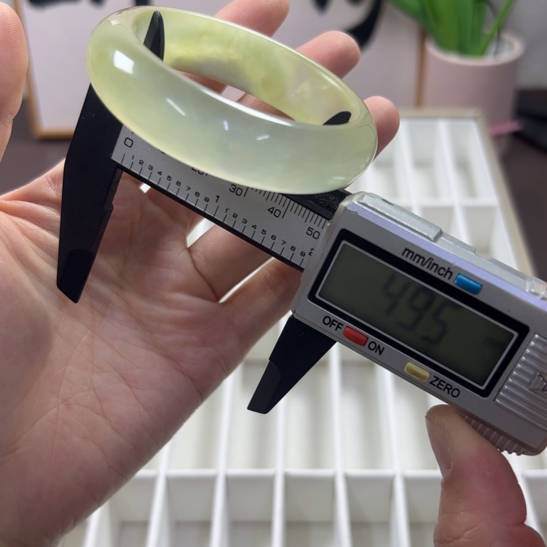 蛇纹石玉手镯未镶嵌43