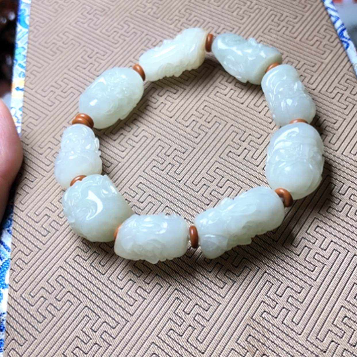 【闪购商品】颈饰未镶嵌和田玉爱****店