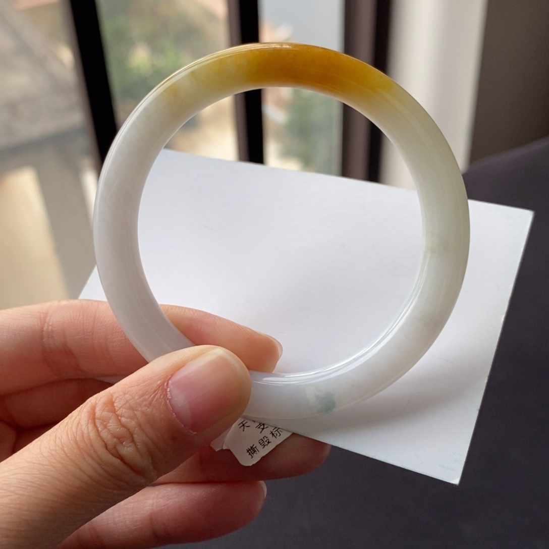 翡翠未镶嵌手镯52.5美人条一口糖