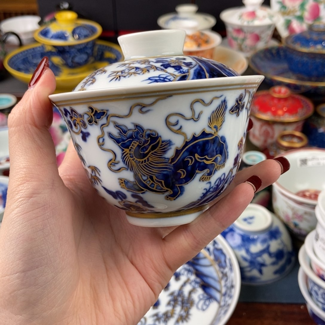 陶瓷艺术家的作品也太好看了吧。