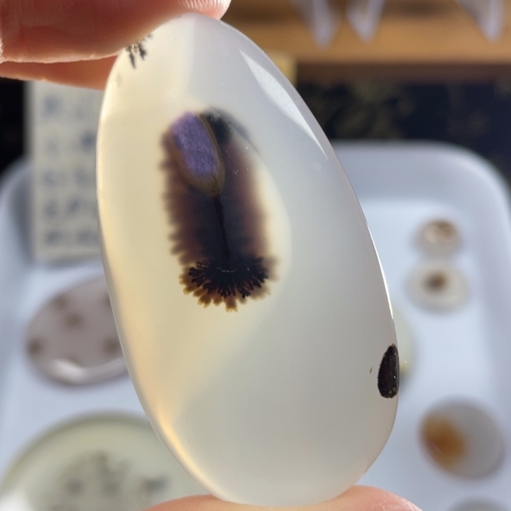 玛瑙/玉髓未镶嵌牌子