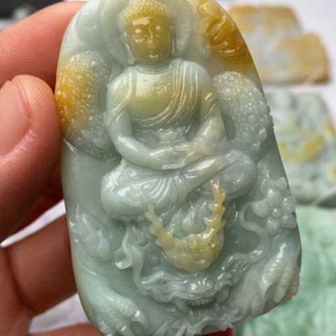 定制翡翠未镶嵌翡翠