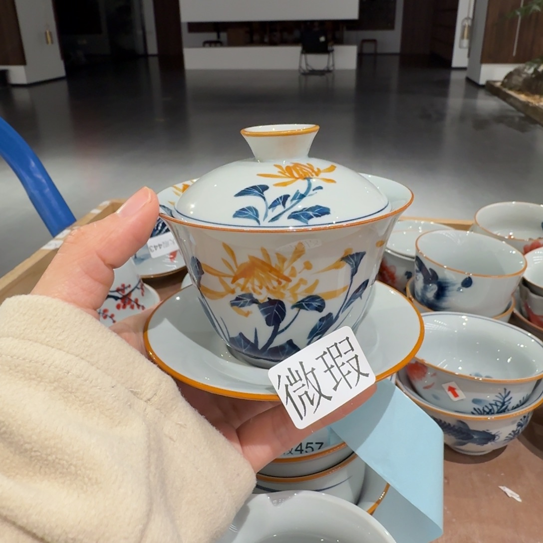 釉下手绘茶具微瑕