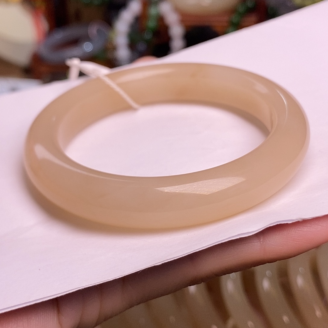 和田玉59.5 熟藕粉浓色老矿料收藏毕业级手镯未镶嵌