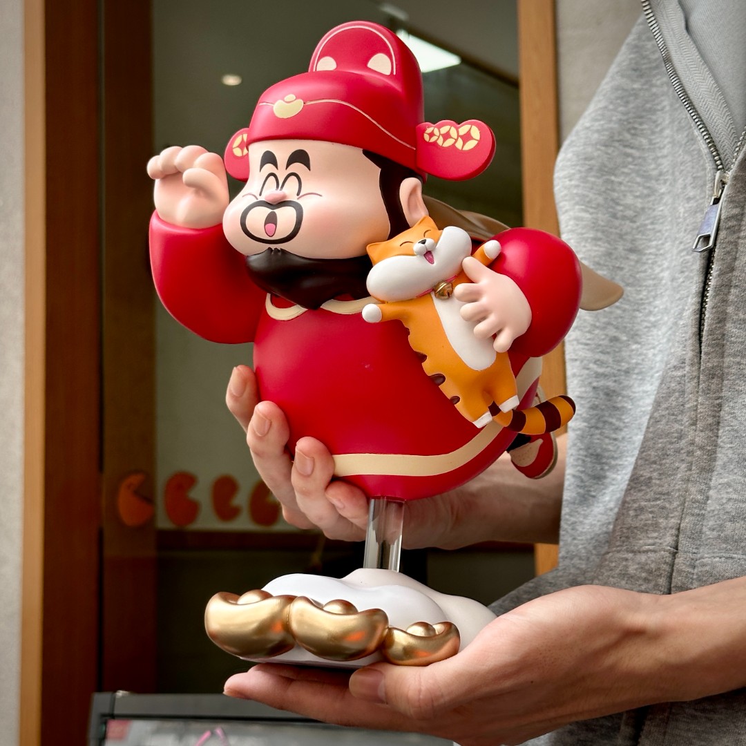 飞来财神定制30CM开业送礼摆件潮玩桌面装饰开业铺面礼品