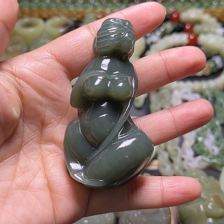 和田玉未镶嵌挂件