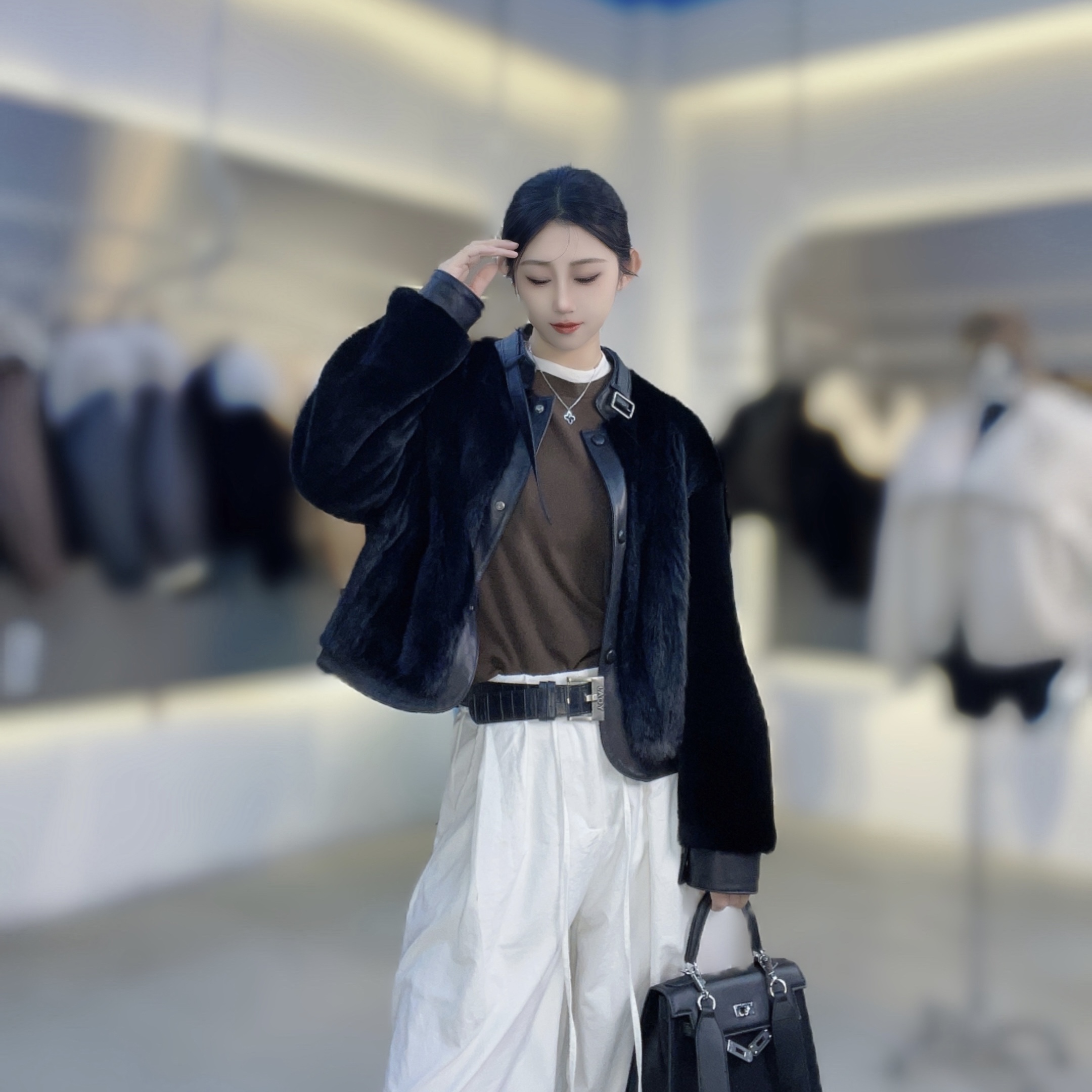 SE.澳洲进口 “貂绒甜心”海宁原生态皮毛一体走秀款女外套-9966