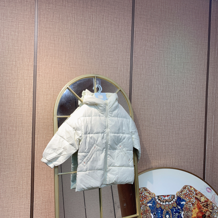 B1073   宝宝米白色防寒上衣外套    冬款