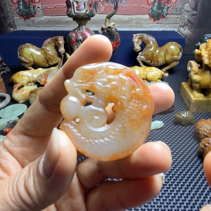 和田玉颈饰未镶嵌