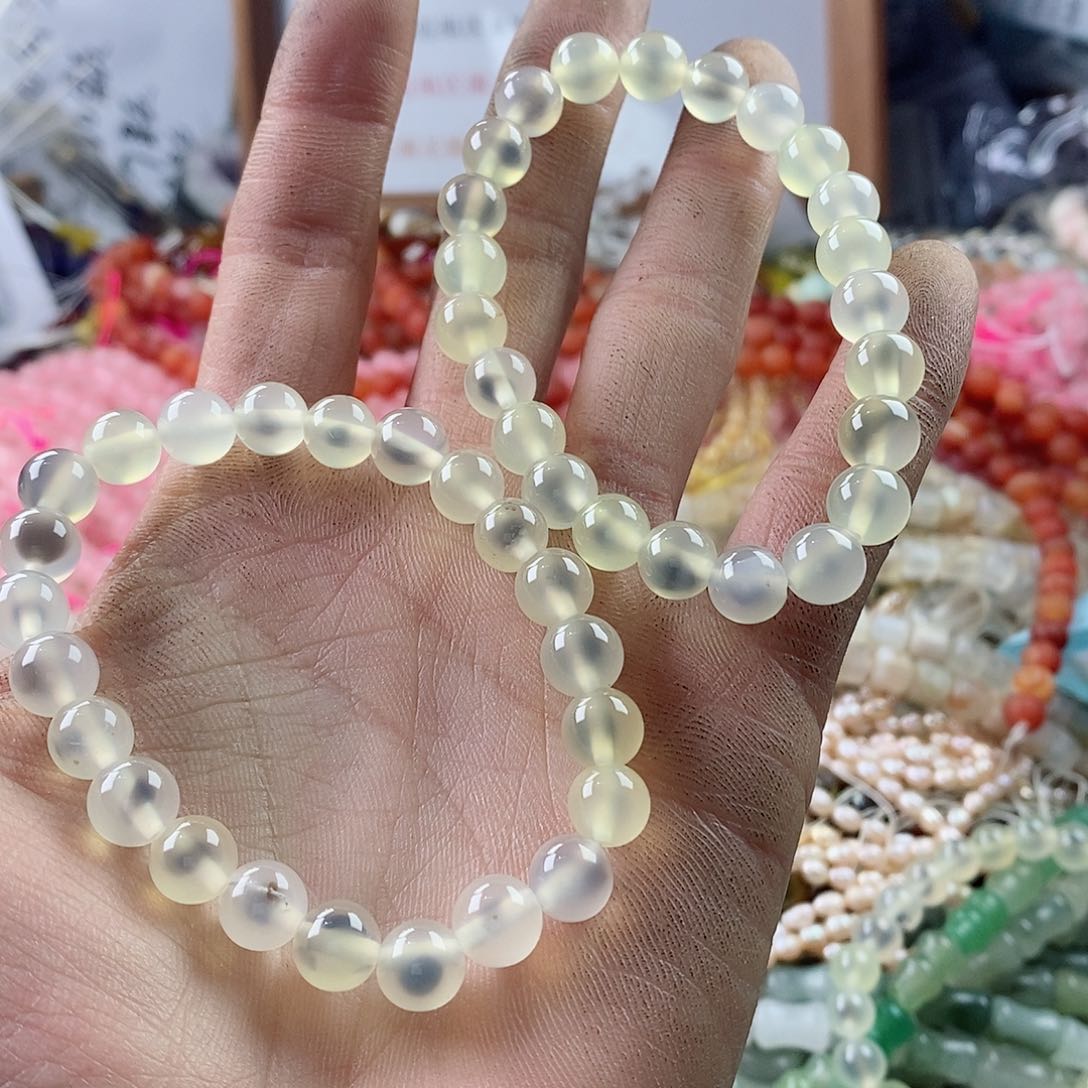 玛瑙/玉髓珠宝半成品未镶嵌一条天然8mm绿糖心玛瑙手链