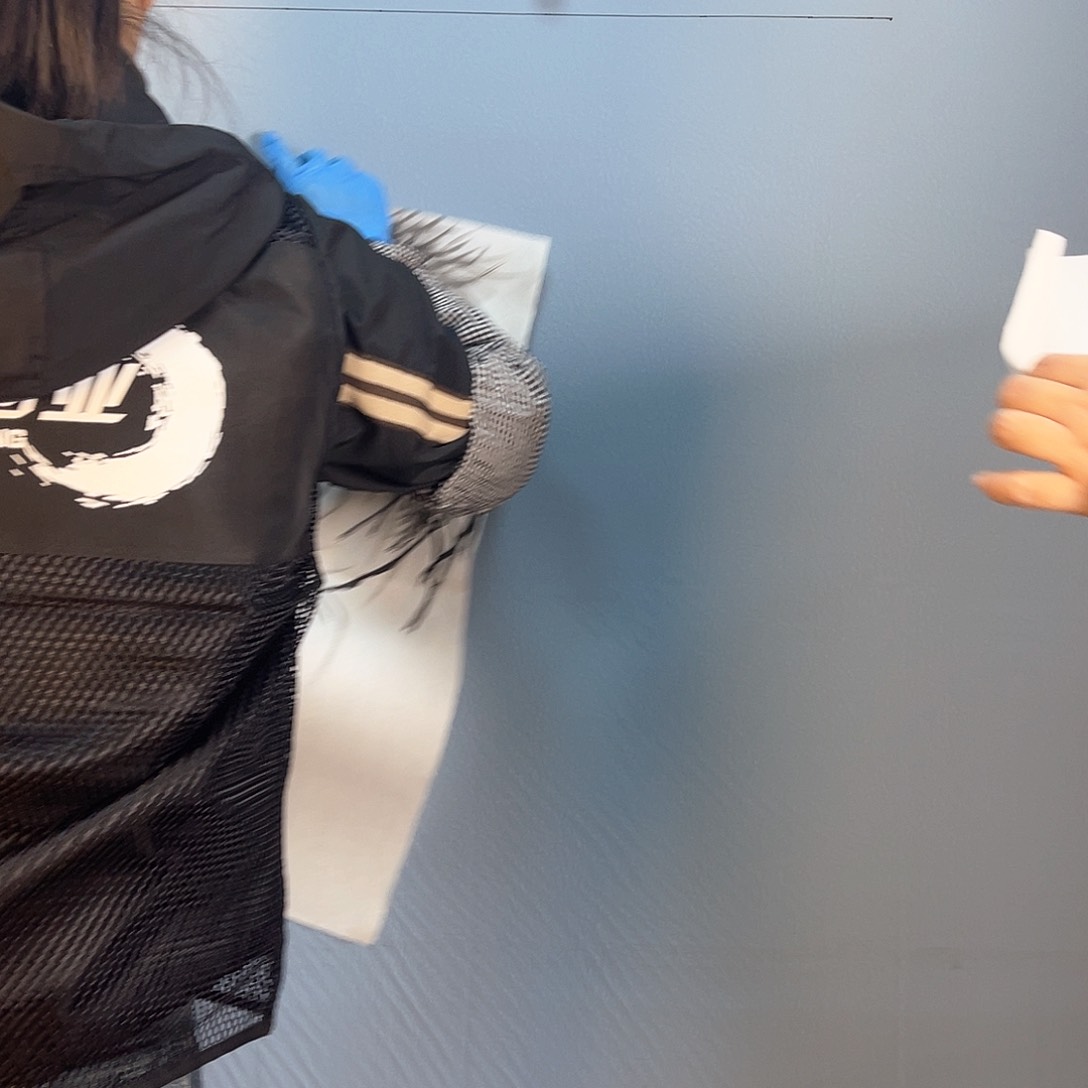 国画482 花红艳绿之美称的白