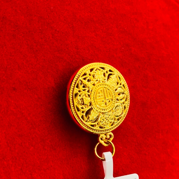 【莹莹专享】足金999 罗盘吊坠 ZP 1.49