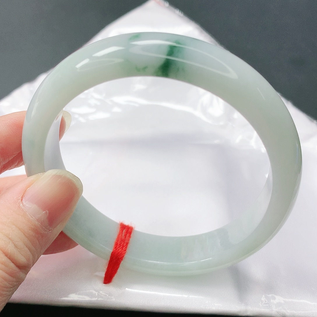 翡翠手镯未镶嵌缅甸天然A货翡翠