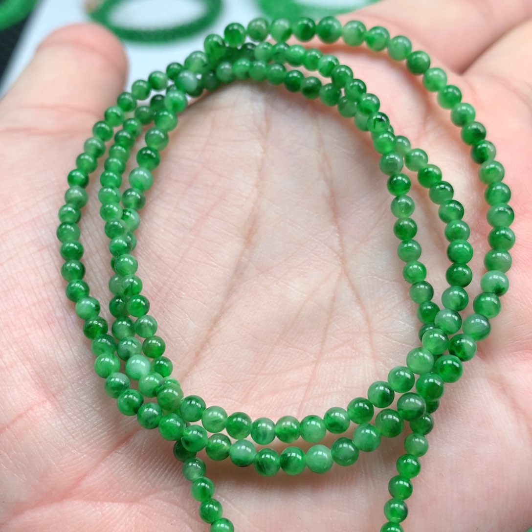 翡翠手链未镶嵌翡翠