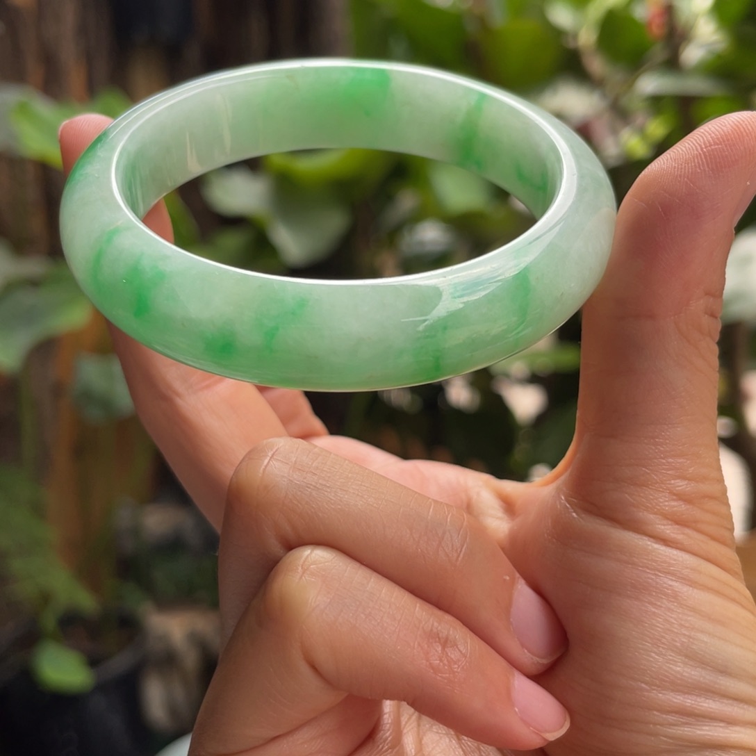 未镶嵌手镯翡翠55圈