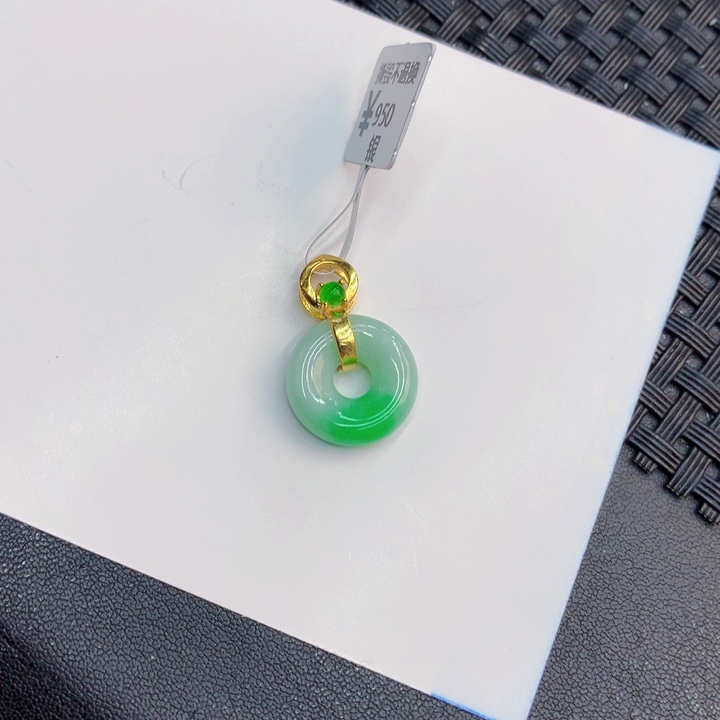 翡翠未镶嵌颈饰天然翡翠