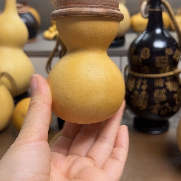 摸摸陌陌摸摸哦哦哦邮政邮政