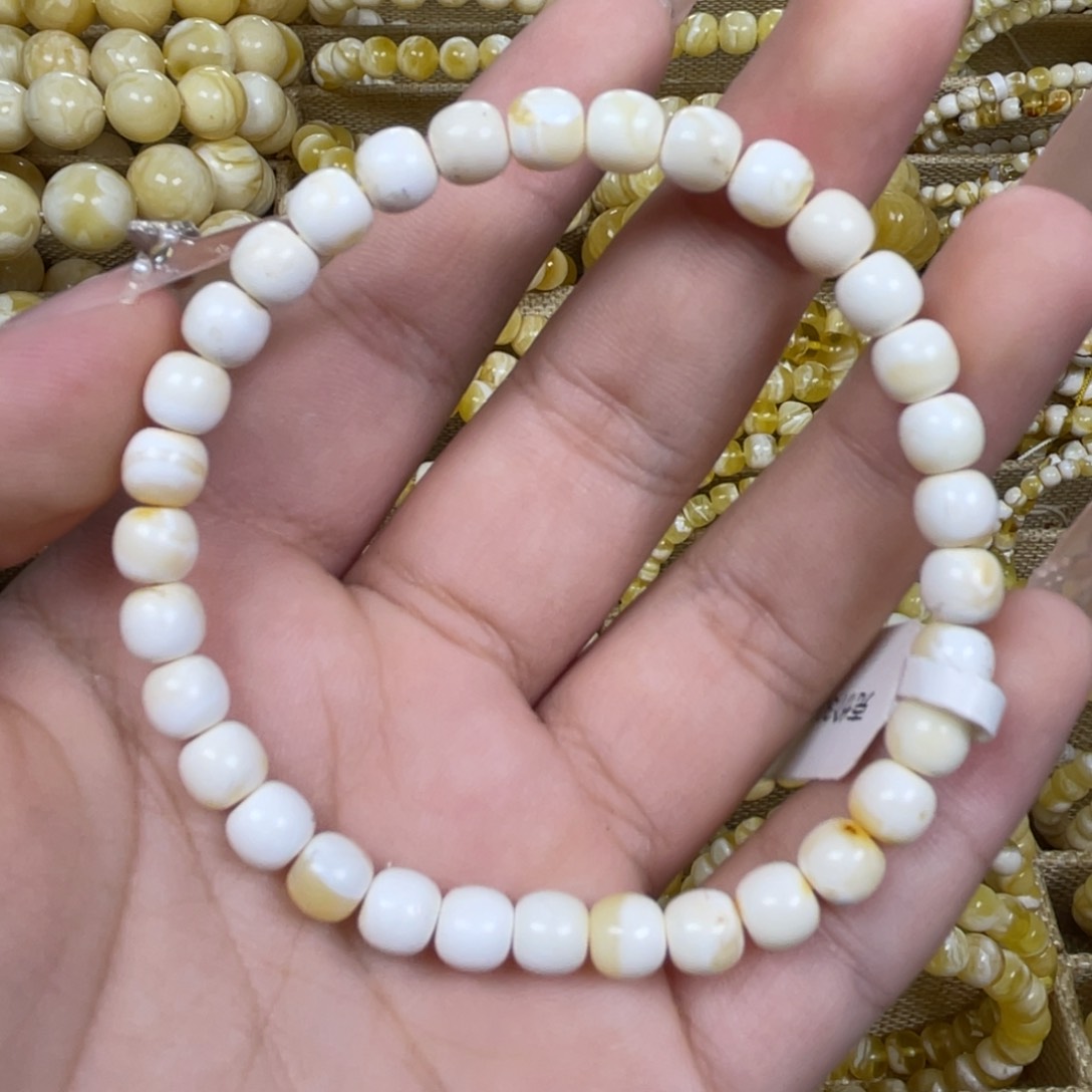 手绳琥珀未镶嵌6m