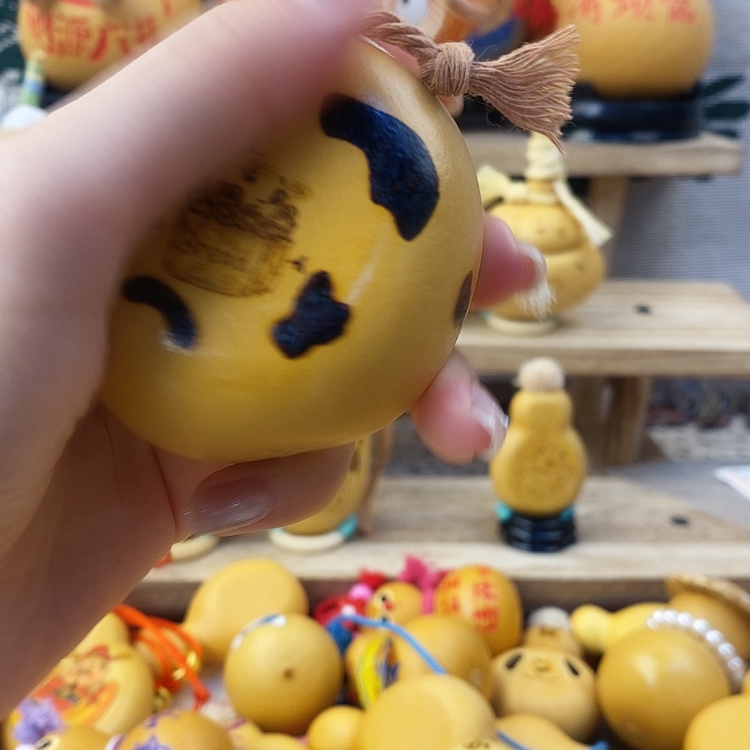 ～***大叶紫檀（黑酸枝木类）