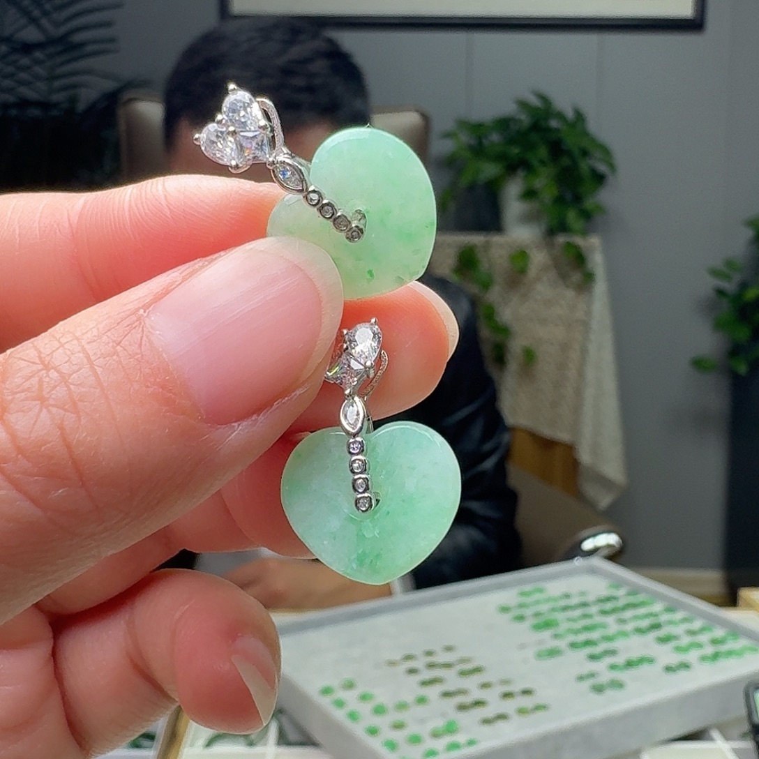 翡翠银S925镶嵌吊坠(不含链)多样性发货其一