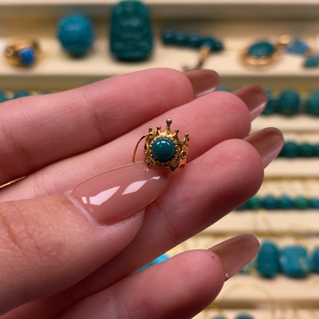 绿松石珠宝奇石18K金镶嵌