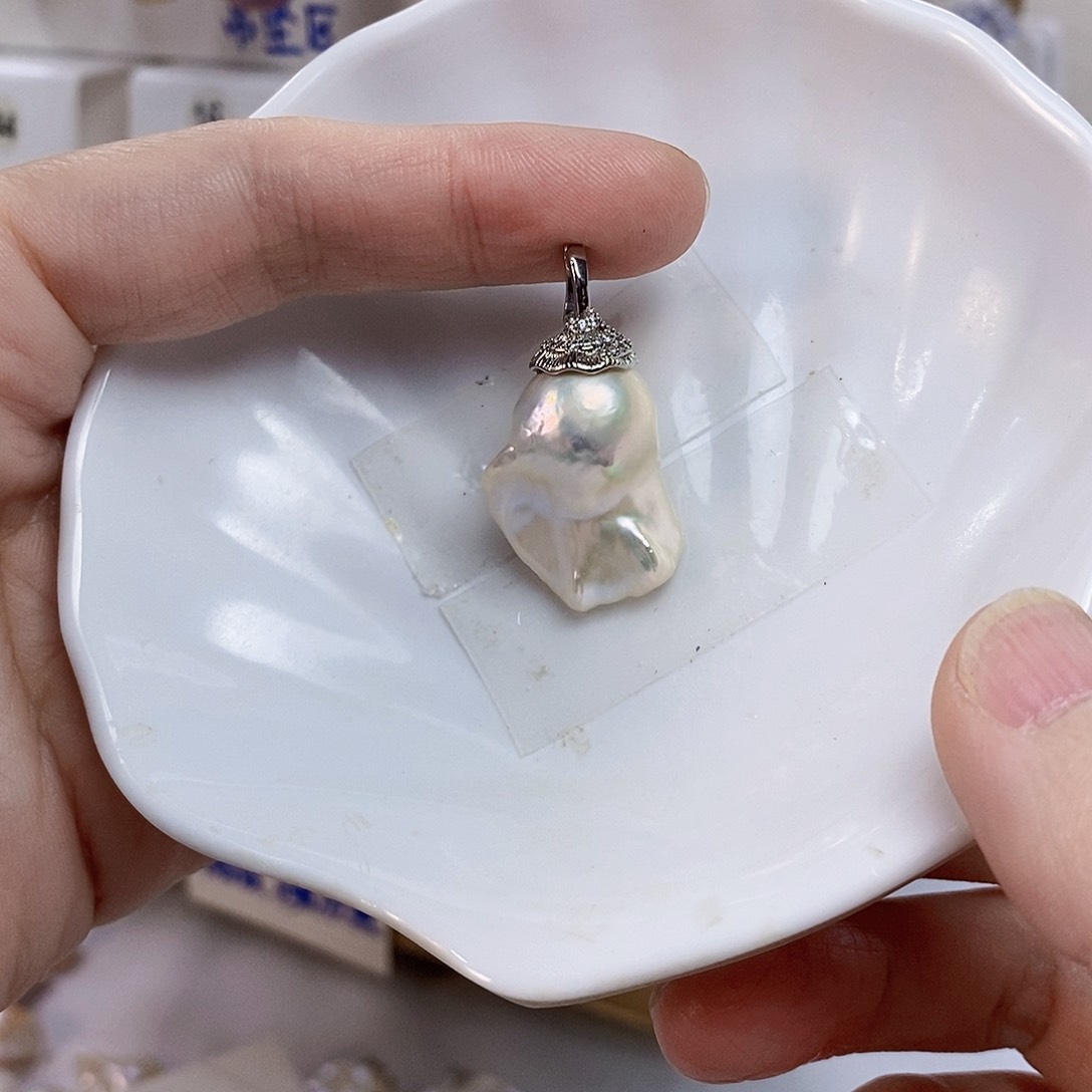 合金无万能扣款白巴吊坠