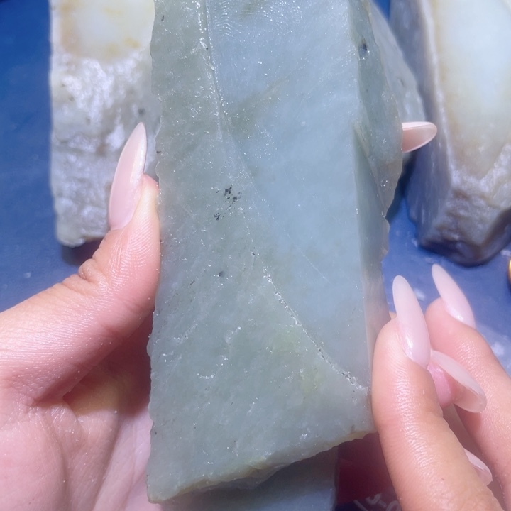 和田玉未镶嵌珠宝半成品