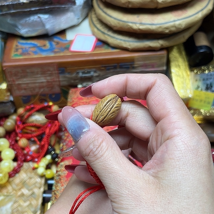 吊坠橄榄核小桃核，小桃核，转转链接……