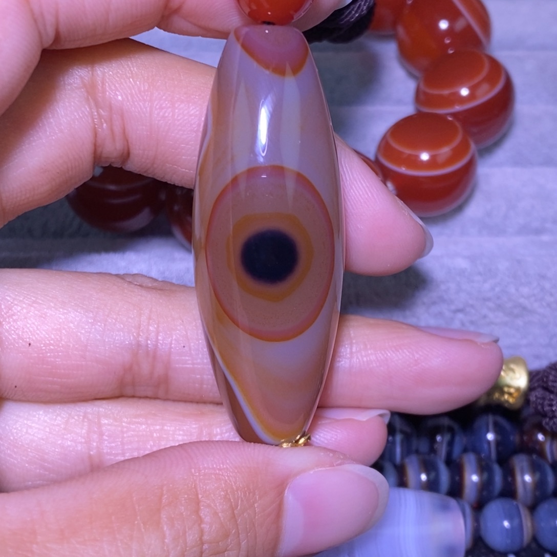 何***落玛瑙/玉髓未镶嵌颈饰