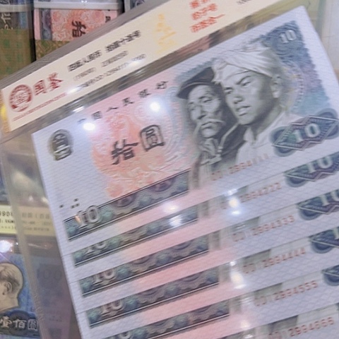 蓝*在干嘛我不想你来接电话