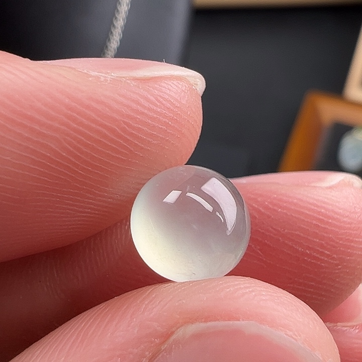 翡翠未镶嵌颈饰蛋面7.7