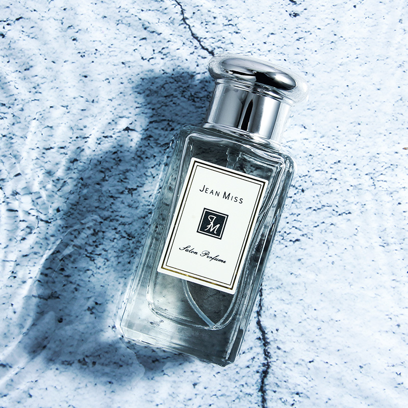 【季节推荐】蓝风铃平替男士女士持久留香清新经典中性香水50ML