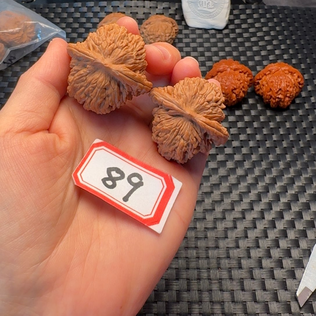 文玩核桃把件全品40尺四座楼