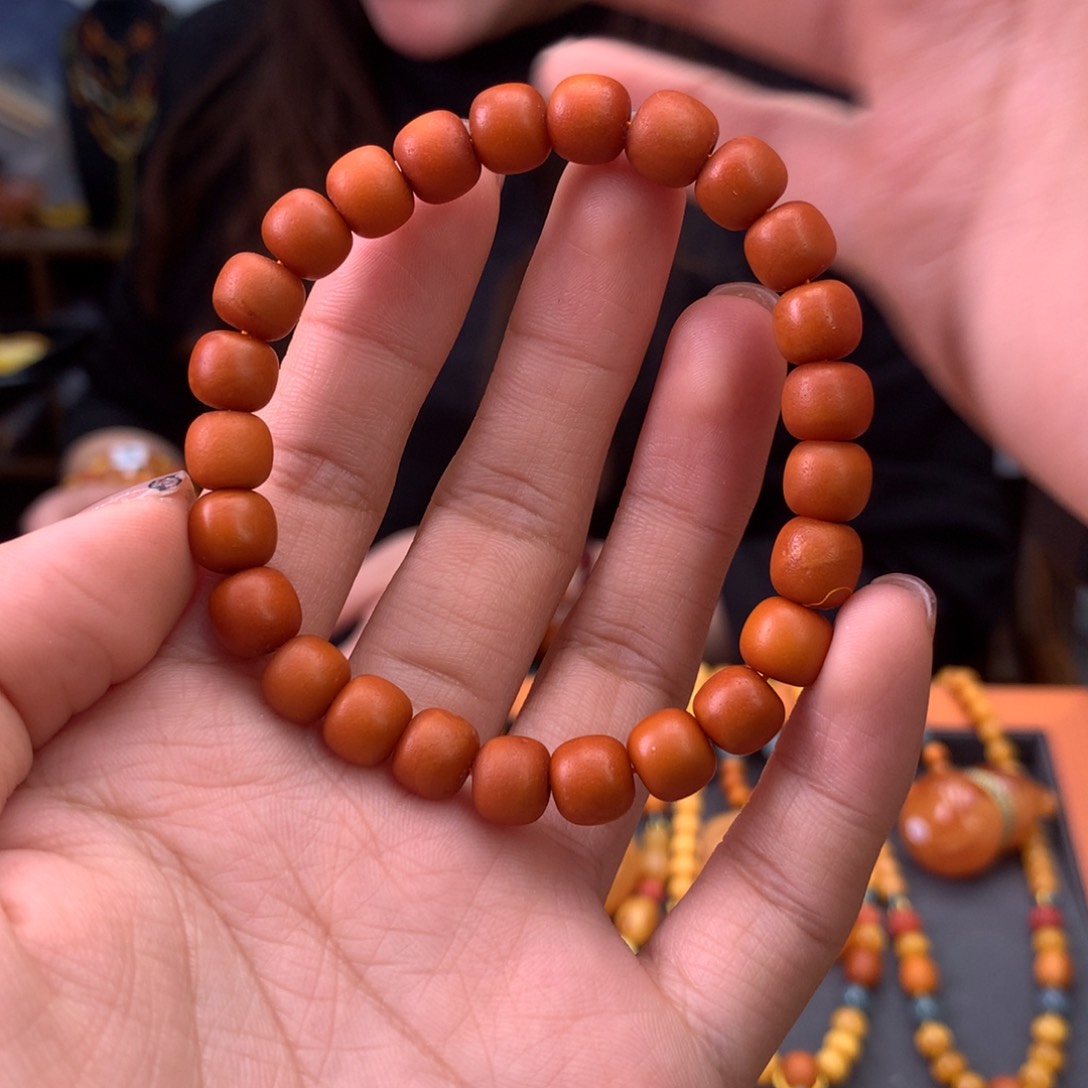 蜜蜡手串未镶嵌天然