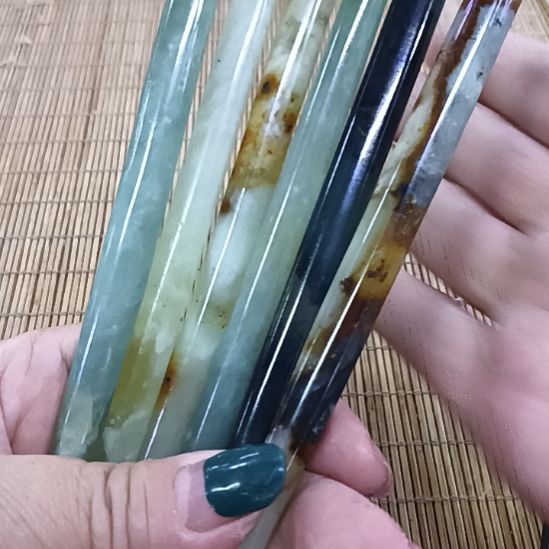 蛇纹石玉未镶嵌纯天然岫玉树棍发簪纯天然岫玉发簪树棍发簪