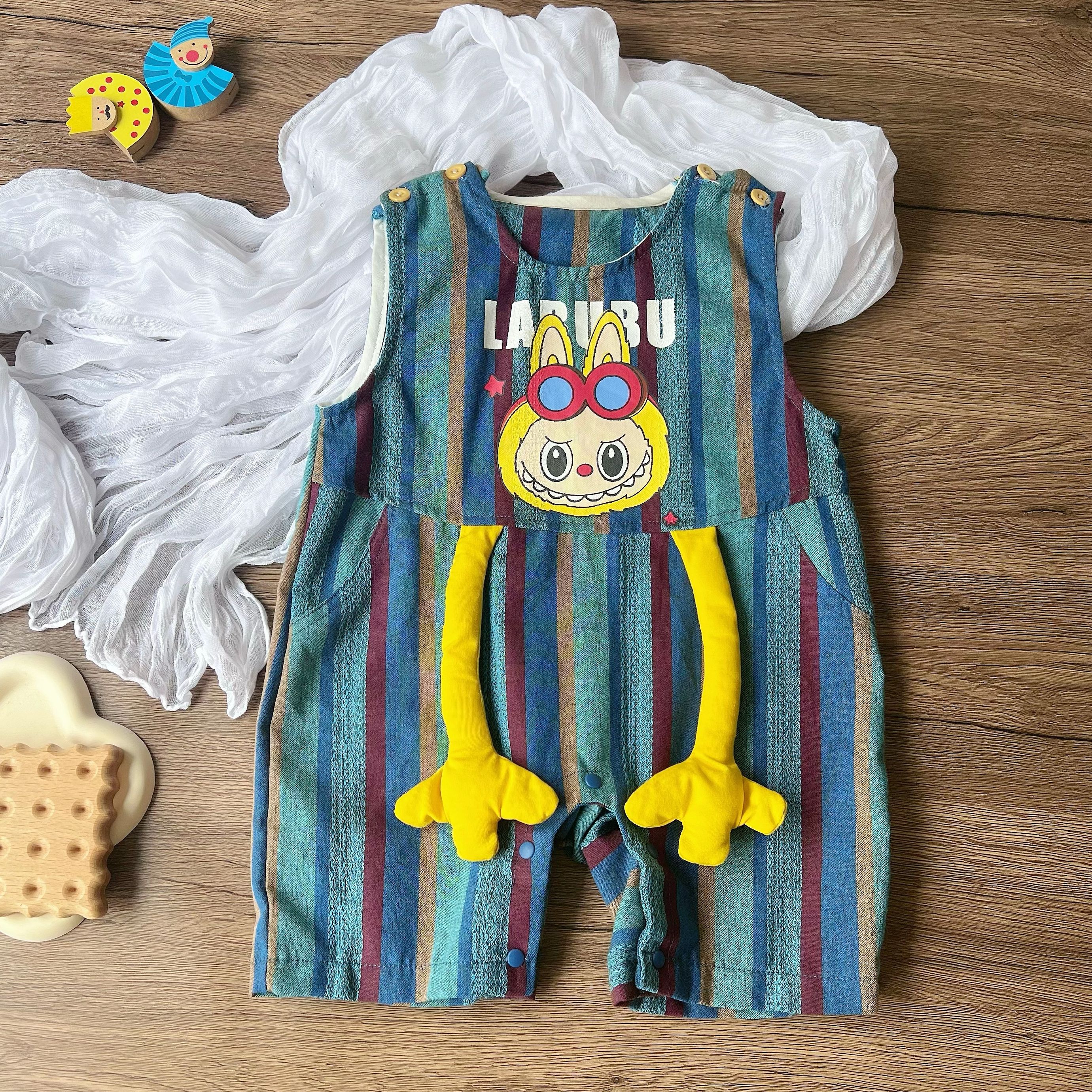 夏季婴儿披肩领宽肩无袖哈衣竖条纹怪兽连体衣