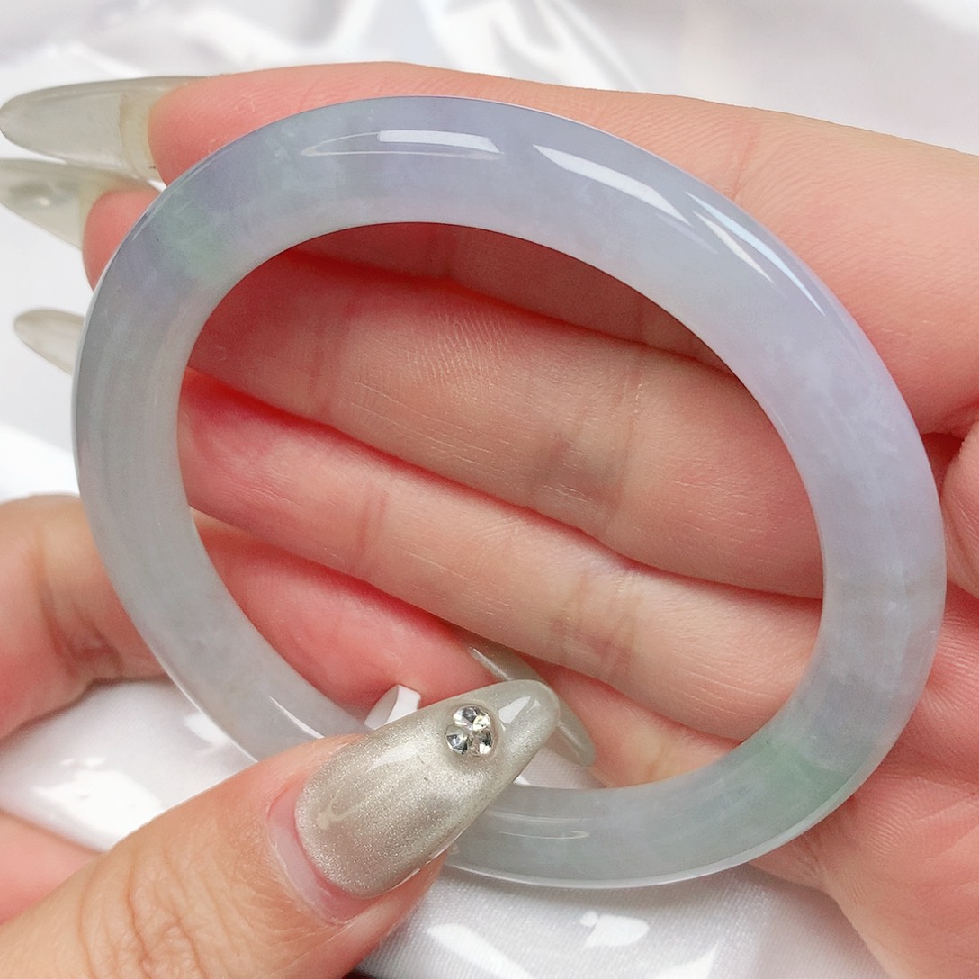 翡翠手镯未镶嵌抖音600