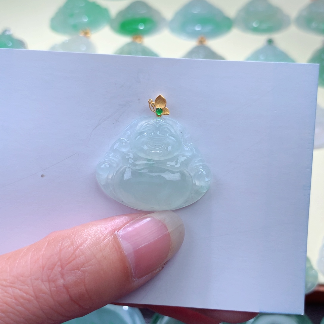 翡翠吊坠(不含链)18K金镶嵌